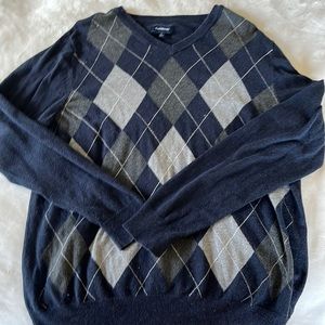 Craft&Barrow navy, grey, and white argyle sweater